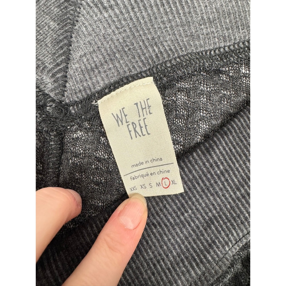 We The Free Free People Charcoal Gray Waffle Knit Thermal V-Neck Top Size L - Picture 4 of 6